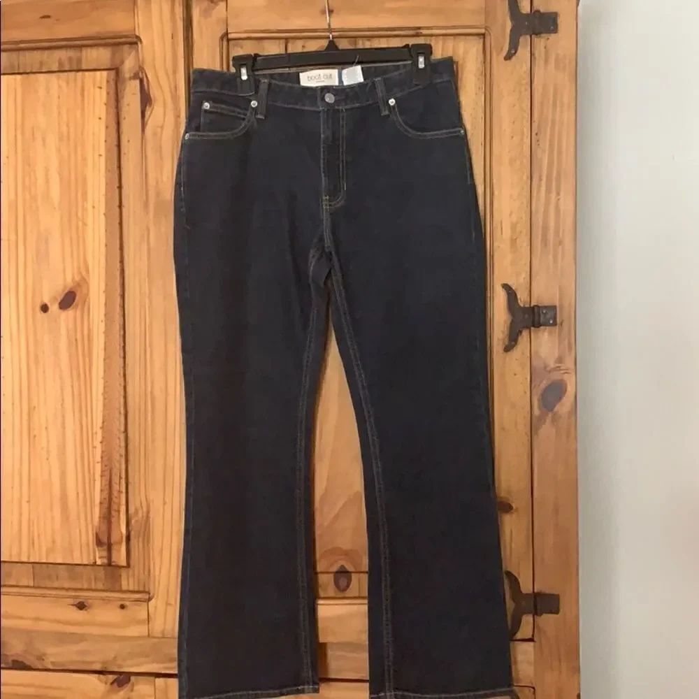 𝅺****** 5 for $25 Gap Boot Cut Ankle Jeans
